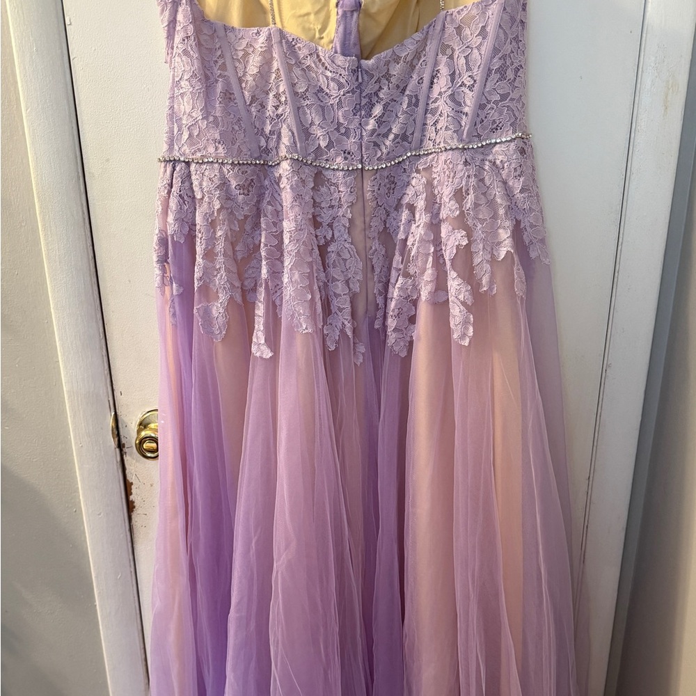David’s Bridal Lavender Tulle A-Line Gown - Picture 3 of 4